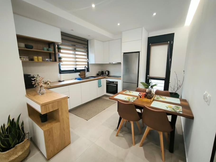 Floral Home 2 - 1St Floor Apt With Private Parking! Athen Exterior foto